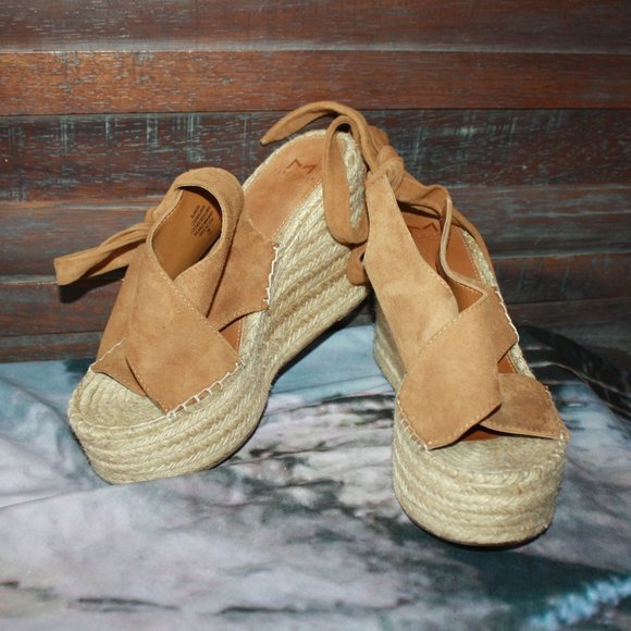 Marc Fisher LTD Andira Platform Wedge Sandals 🌵8 - Picture 1 of 12
